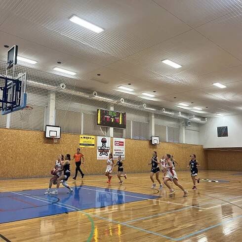 Kadetky převálcovány Děčínem! - BK NAPOS Vysoká nad Labem