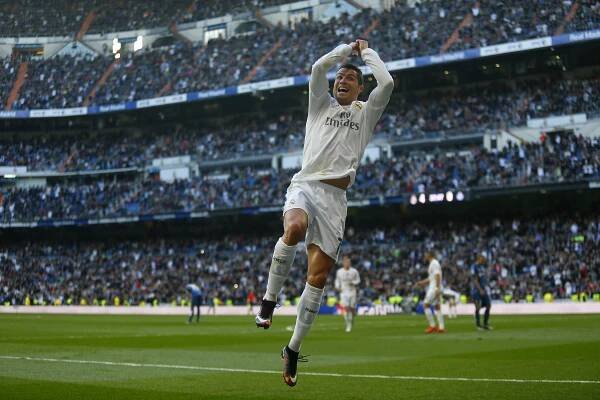 Real Madrid neverí, že Ronaldo podvádzal na daniach