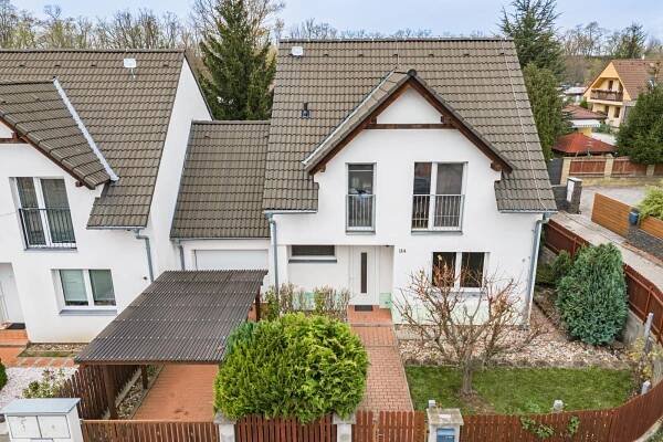 Pronájem domu 107 m², Býkev