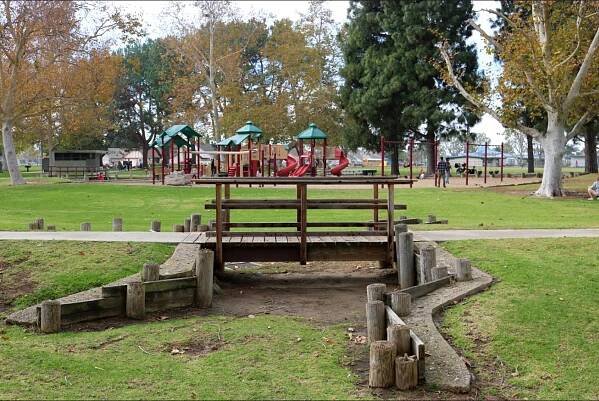 Valle Lindo Park