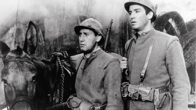 Grande Guerra, La / Great War, The (1959) | Pers: Alberto Sordi, Vittorio Gassman | Dir: Mario Monicelli | Ref: GRA039AB | Photo Credit: [ De Laurentiis/Gray Films / The Kobal Collection ] | Editorial use only related to cinema, television and personalities. Not for cover use, advertising or fictional works without specific prior agreement