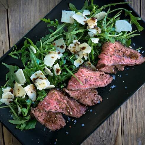 Appetizer - Flap Meat Steak mit Rucola