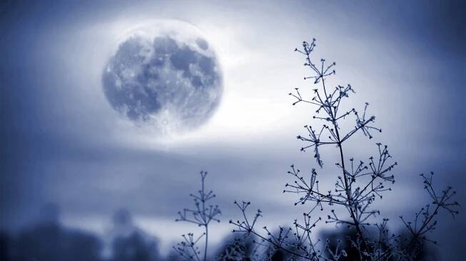 Nastává nejchladnější úplněk roku. Pozor, je ohrožené srdce, varuje astroložka