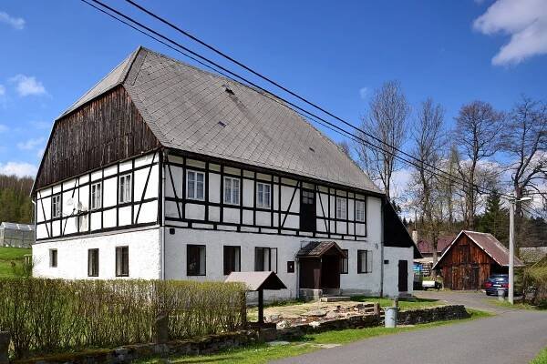 Soubor:Kryštofovy Hamry, čp. 7.jpg – Wikipedie