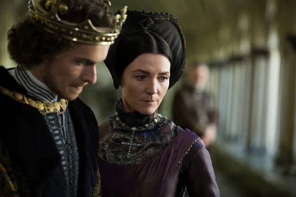 Jacob-Collins-Levy-King-Henry-VII-Michelle-Fairley-Lady-Margaret-Beaufort-The-White-Princess-104-cc148016fe2ec25c61c0c8be4cb08d0c.jpg