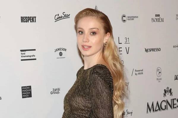 Mají se fanoušci Ulice těšit na Rozinu? Anna Kadeřávková promluvila o návratu do seriálu