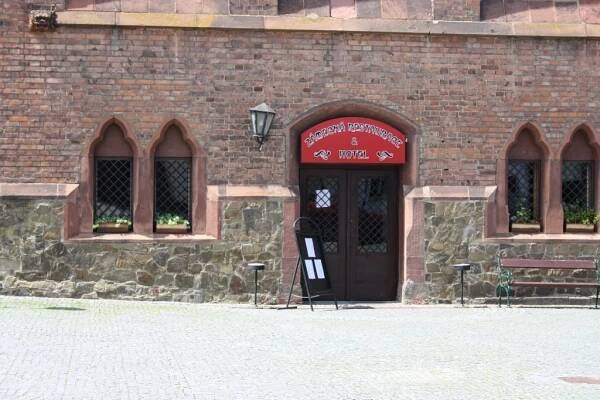 The Castle Restaurant - Oficiální stránky Městská knihovny a informačního centra Hradec nad Moravicí
