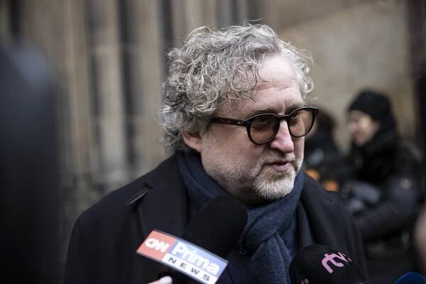 Obrazem: S režisérem Jakubiskem se loučili Horváthová, Klaus i Hřebejk