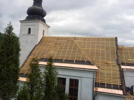 Rekonštrukcia strechy kostola - Chlebnice