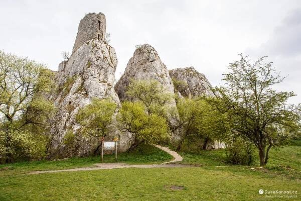 Sirotčí hrádek | DušeKarpat.cz