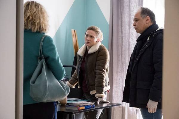 Policajtka Barbie - Les Grands Esprits se rencontrent - Z filmu - Yeelem Jappain, Olivier Cabassut