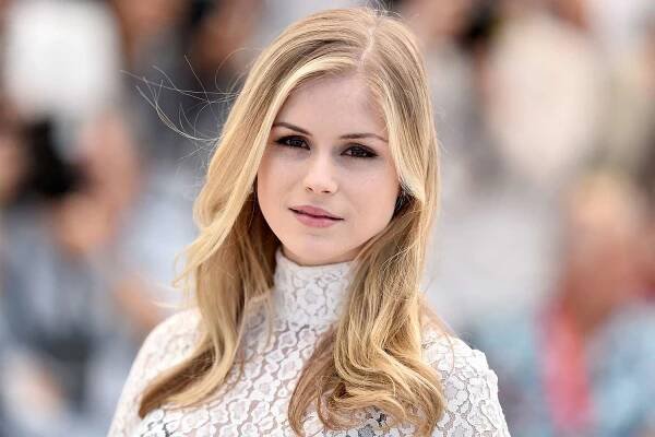'The Boys' star Erin Moriarty thanks fans after Megyn Kelly incident