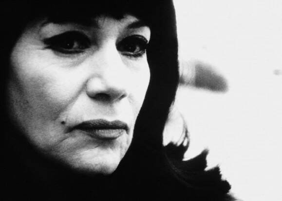Die Unberührbare - Z filmu - Hannelore Elsner