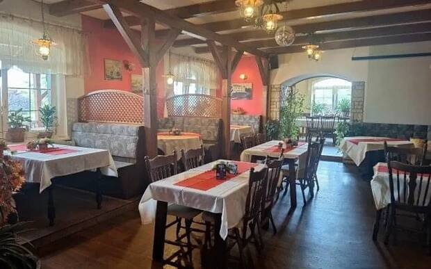 Travelking.cz: Moravský kras u zámku v Letovicích:.. - Skrz.cz
