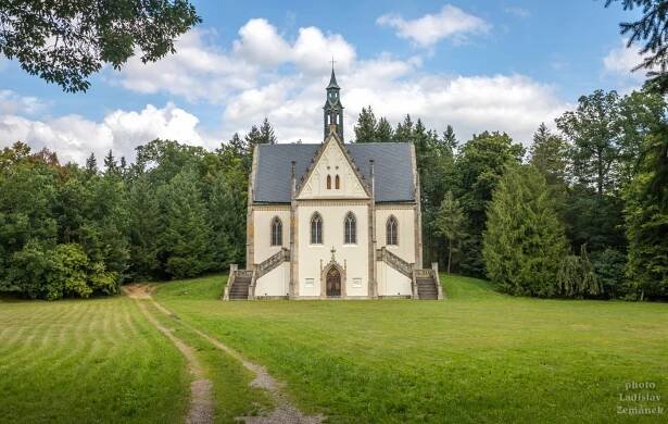 Schwarzenberská hrobka u Orlíku