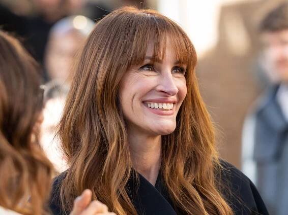 Julia Roberts’ “Honey Blonde”-Bob ist ihre extremste Frisuren-Veränderung seit Jahren – und diesen Sommer voll im Trend