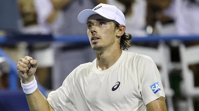 ‘It wasn’t pretty’, but de Minaur seals top-10 return and a place in Washington final