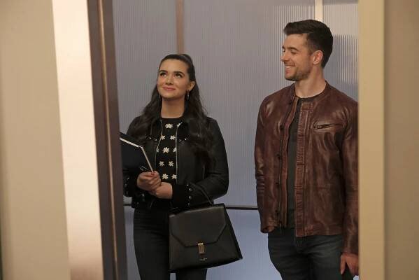 Troufalky - Trippin' - Z filmu - Katie Stevens, Dan Jeannotte