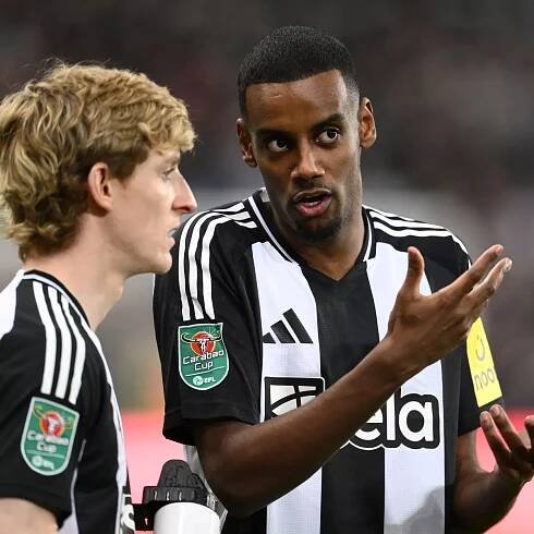 Anthony Gordon breaks silence on Alexander Isak to Liverpool transfer with honest view