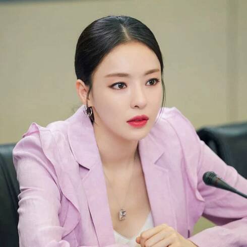 Lee Da Hee 14