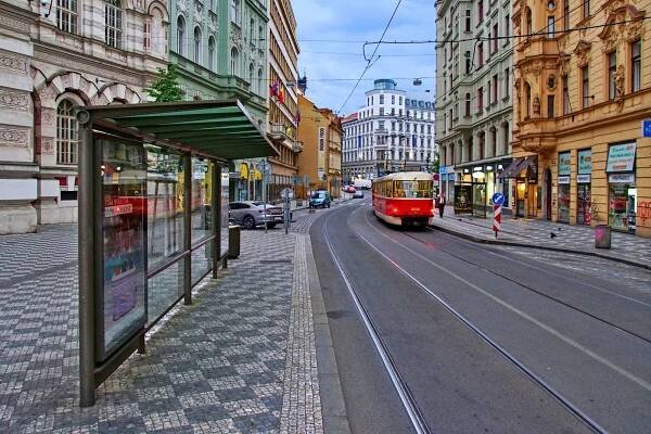 Fotogaléria • Vodičkova ♿ (Zastávka električky) • Mapy.com