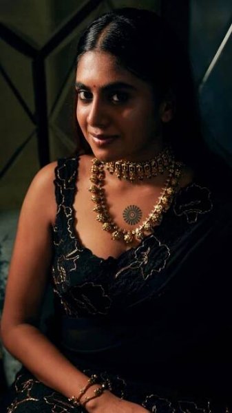 In pics: Stunning looks of Nimisha Sajayan