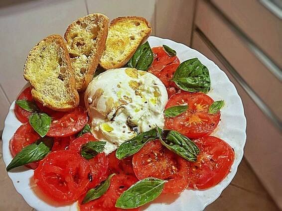 Burrata Caprese - Feasting on Italy