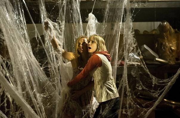 Návrat do Silent Hill 3D - Z filmu - Heather Marks, Adelaide Clemens