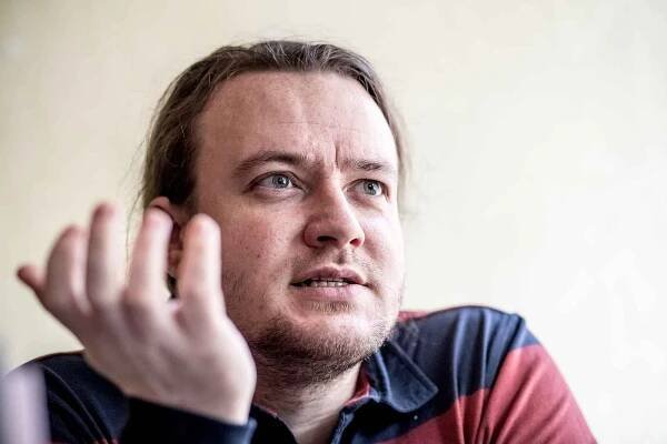 Historik Michal Macháček: Husák si myslel, že to s kremelskými dědky uhraje