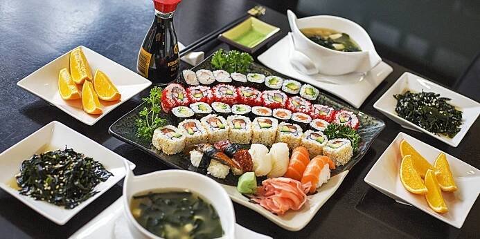 Luxusní degustační sushi menu ve Slovanském domě