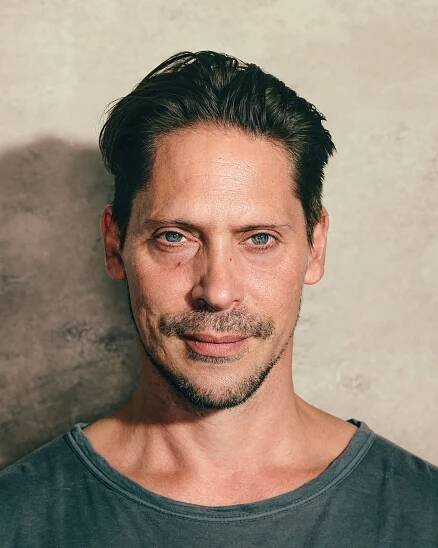 Neil Newbon - Official Website