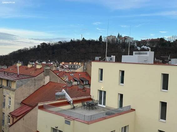 Prodej bytu 2+1 55 m², Mahenova, Praha - Košíře