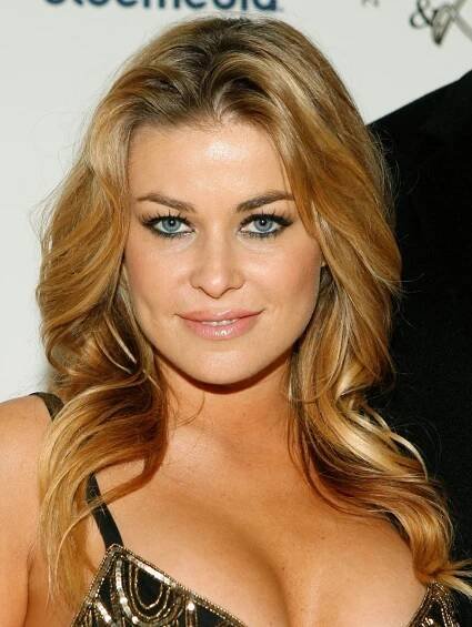 Zdrcená Carmen Electra s hlavou v dlaních: Nemám svůj den!