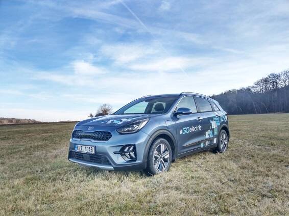 Kia NIRO Plug-In Hybrid, 1.6 GDI PHEV 6DCT – praktický crossover prošel decentní modernizací – Autozin