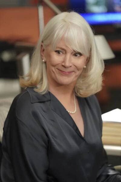Patricia Richardson - NCIS - Námorný vyšetrovací úrad - Mierotvorca - Z filmu