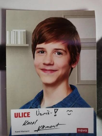 Autogram herce z ulice Karel Klement