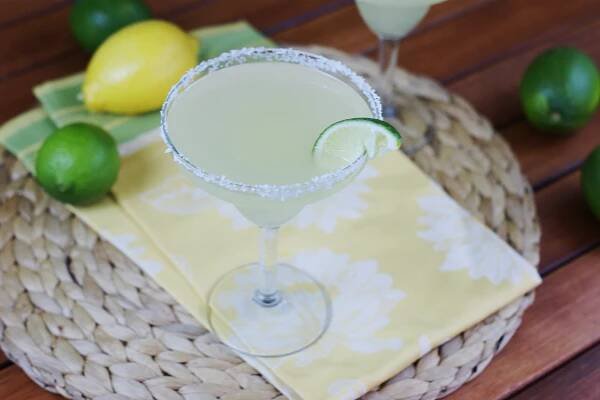 How to Make a Margarita