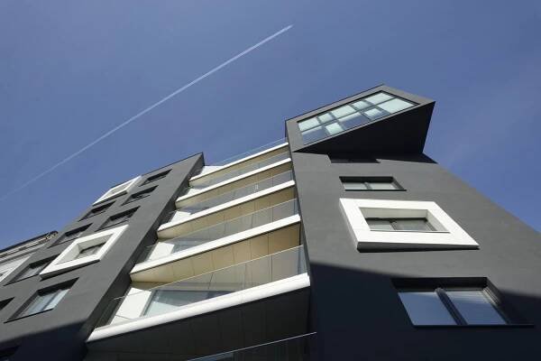 PRAHA – STUDENTSKÉ BYDLENÍ K BOTIČI — Den architektury Archív