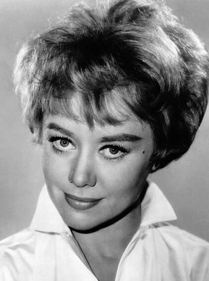 Glynis Johns - Golden Globes