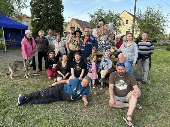 Pálení čarodějnice a první máj 2024 - Oficiální stránky obce Studená