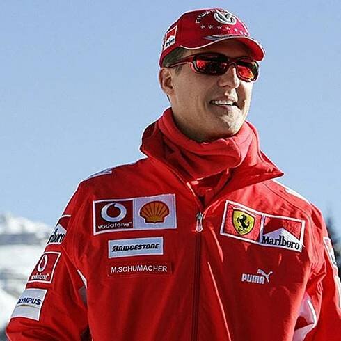 Michael Schumacher se zranil při jízdě na lyžích, jeho stav je kritický