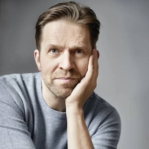 Leif Ove Andsnes (3) Gregor Hohenberg.jpeg