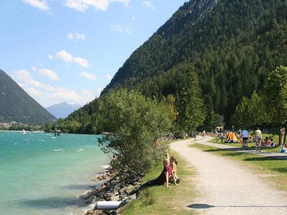 Frühstückspension Annemarie online buchen in Maurach am Achensee