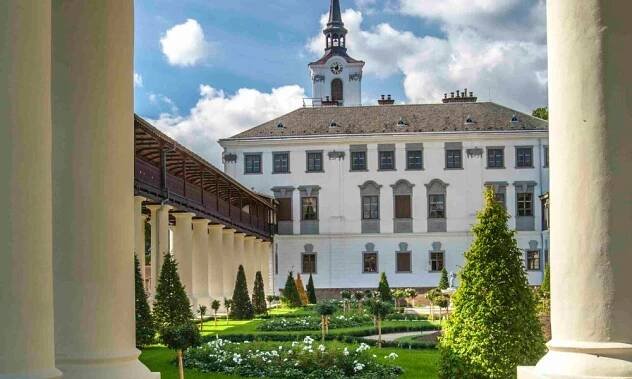 Lysice (zámek) (okres Blansko, Jihomoravský kraj) | www.sermiri.cz