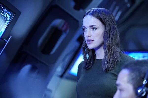 Agenti S.H.I.E.L.D. - Zákony pekelné dynamiky - Z filmu - Elizabeth Henstridge