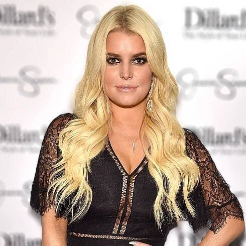 Jessica Simpson Is Getting Judged for Her Daughter's Outfit