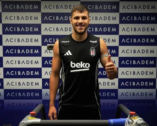 Odchovanec Dolního Němčí bude hrát za Besiktas. Táta dostal dárek k padesátinám