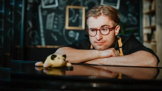 Písničkář Michal Horák v písni Rande koketuje po síti s Berenikou Suchánkovou - Novinky