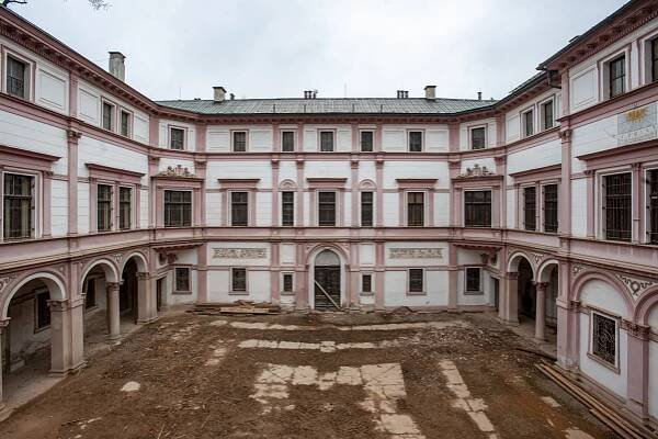 Rekonstrukce Paláce Liebieg – Komunitní středisko KONTAKT Liberec