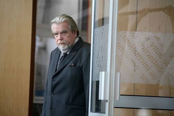 Mlčení krahujce - Z filmu - Michael Lonsdale